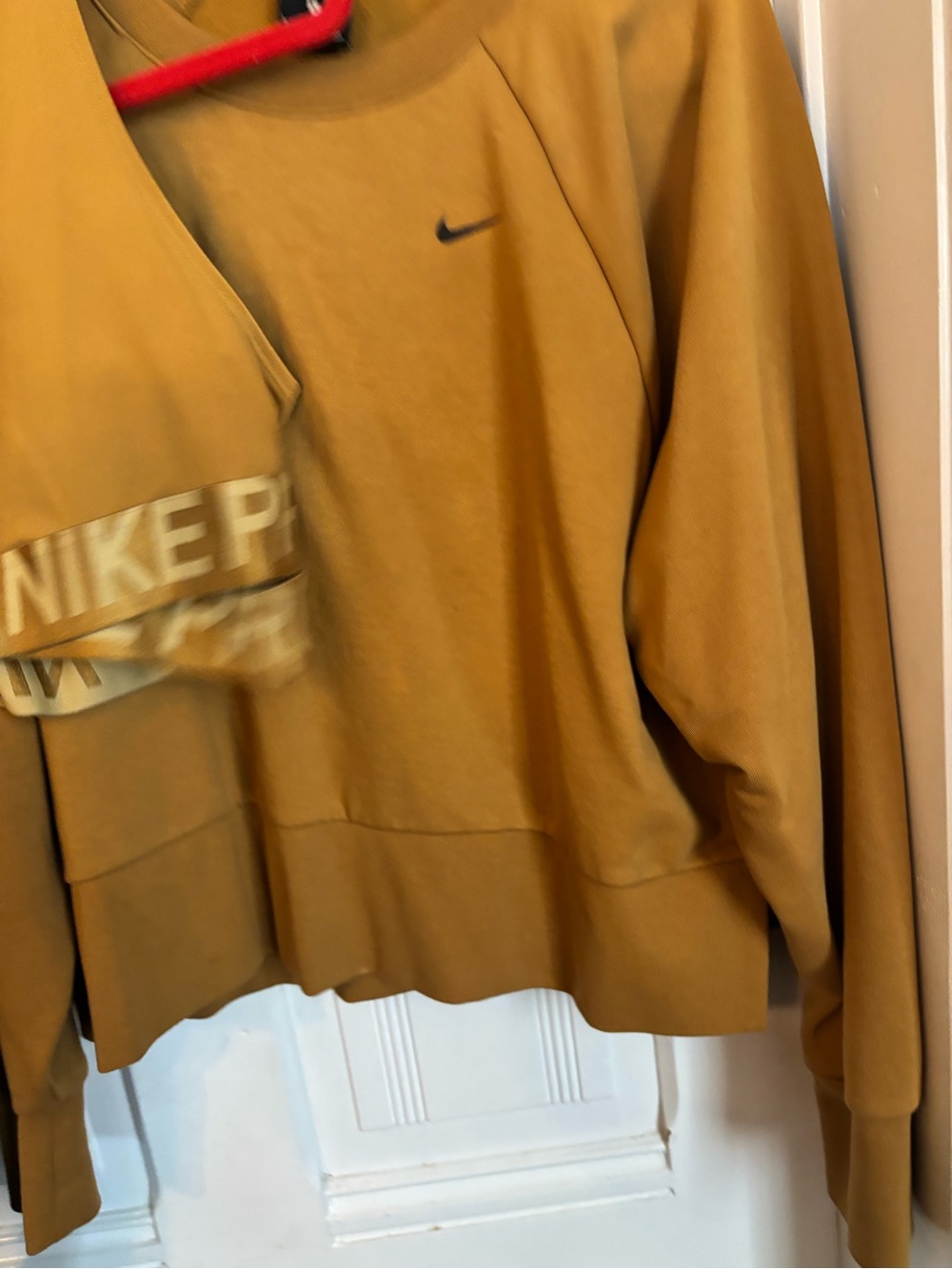 Nike Dri-FIT Mustard Crew Neck Sweatshirt - Picture 3 of 12